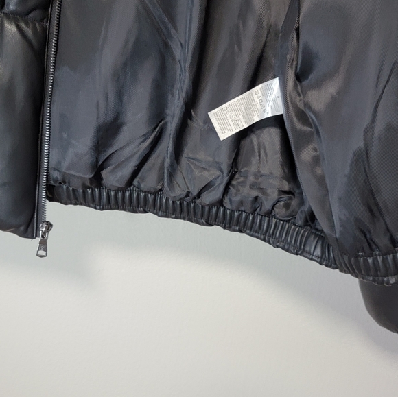 Banana Republic quilted faux leather puffer jacket Grunge - Picture 8 of 10